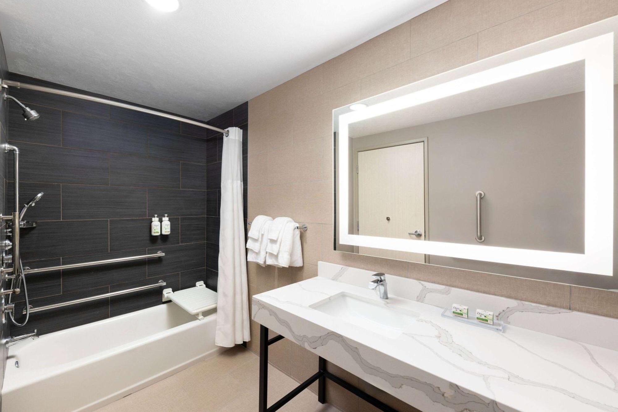 Wingate By Wyndham Kingman Hotel Екстериор снимка