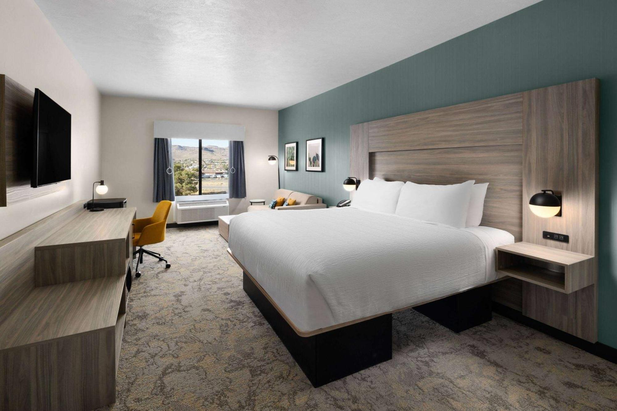 Wingate By Wyndham Kingman Hotel Екстериор снимка