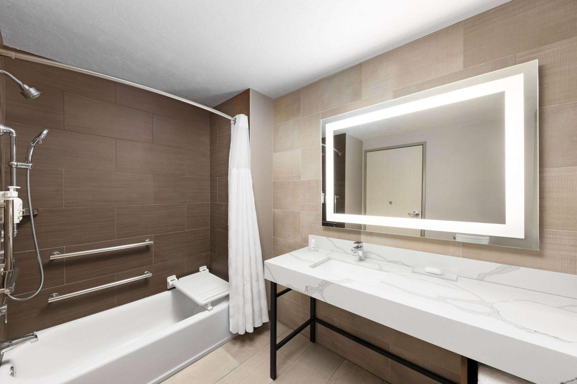 Wingate By Wyndham Kingman Hotel Екстериор снимка